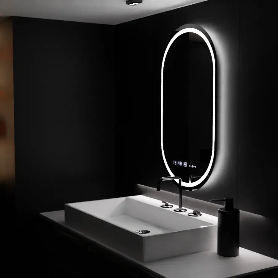 Specchio ovale a LED, 60x80 cm, Eminence MotionGlow Marcello, sistema antiappannamento, orologio e termometro, specchi Marcello dimmerabili Titolo predefinito Alessandro Design