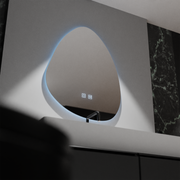 Specchio organico a LED 80x60cm, Fluido Touch, Sistema Demister, Specchi Dimmerabili Korman E Titolo predefinito Alessandro Design