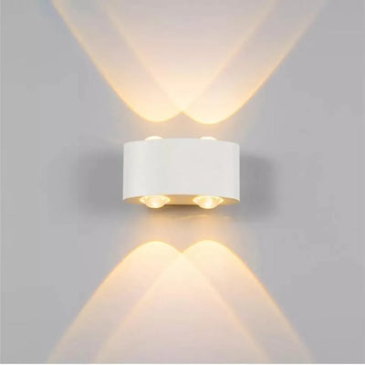 Lampada da parete a LED Fantas per interni ed esterni, 4 sorgenti x 1W, IP65, metallizzato, bianco, 3000K