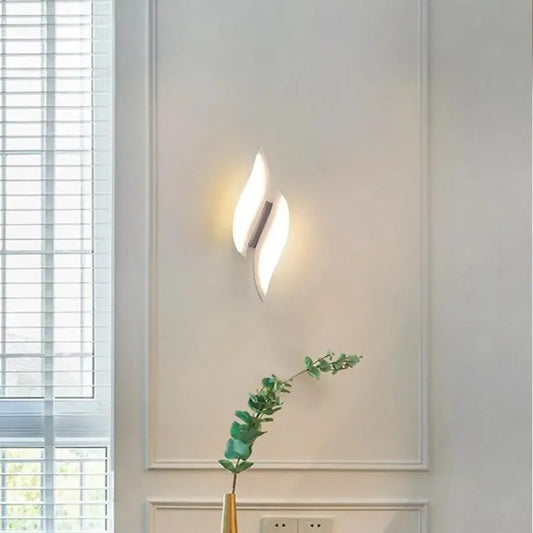 Applique LED Augusta, 16W, Bianco, Luce Fredda/Calda/Neutra Lampade da parete per interni Titolo predefinito Alessandro Design