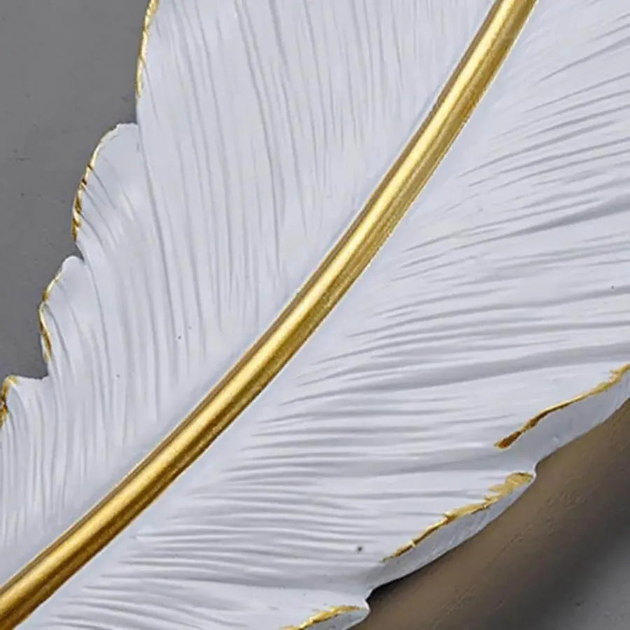 Lampada da parete Esther LED, forma a cuneo, 36W, 87cm Lampada da parete per interni Bianco/Oro Titolo predefinito Alessandro Design