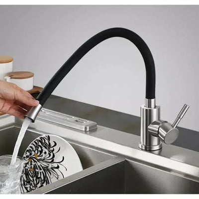 Rubinetto da cucina con beccuccio flessibile, acciaio inossidabile SUS304, satinato, CF025B