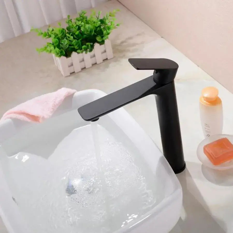 Rubinetto per lavabo, ottone sanitario, nero, CF2028 Rubinetti per bagno Titolo predefinito Alessandro Design