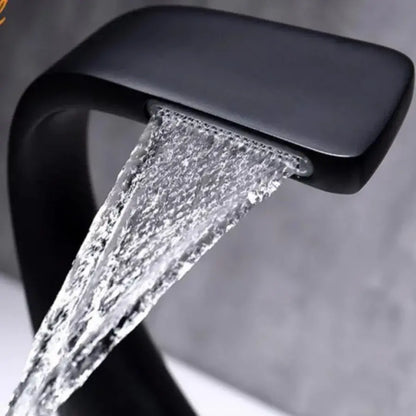 Rubinetto Monocomando Lavabo Sanitari Ottone Nero Attacchi inclusi OD/2055 Rubinetti Bagno Titolo predefinito Alessandro Design