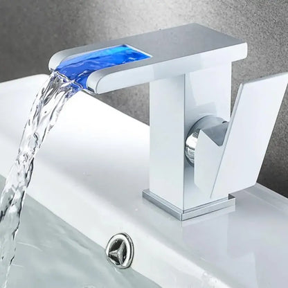 Rubinetto lavabo, Bianco, Luce RGB, Cambia colore in base alla temperatura dell'acqua, OD3011 Rubinetti bagno Titolo predefinito Alessandro Design