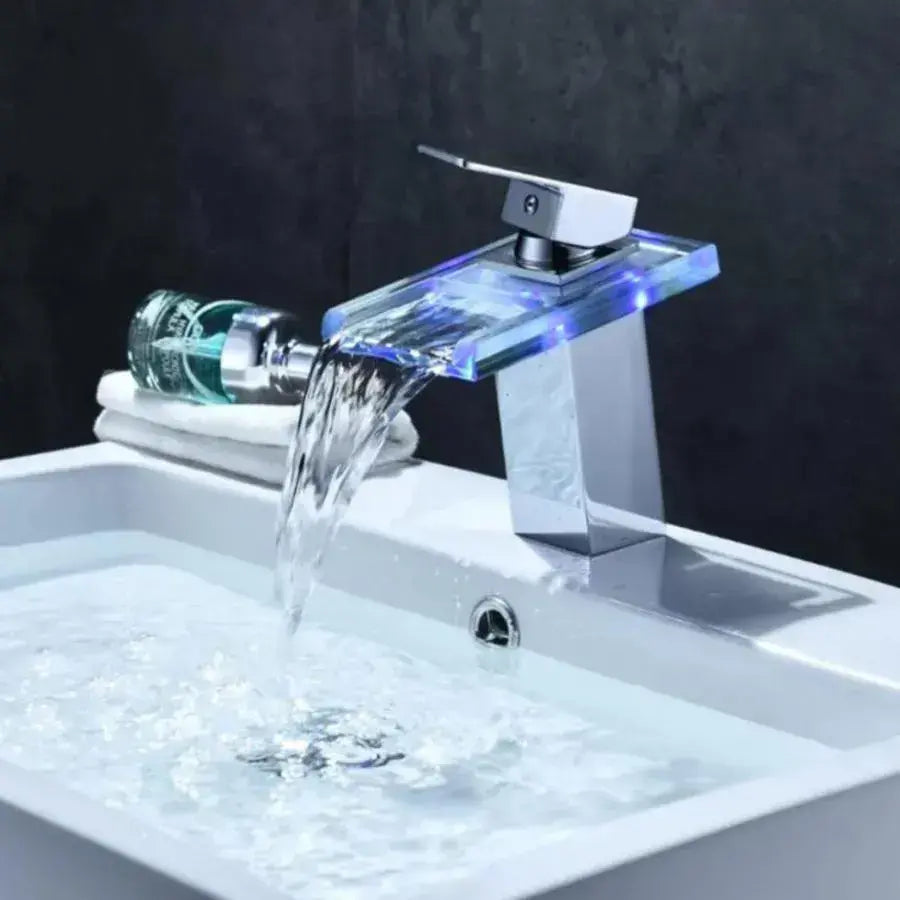Rubinetto per lavabo, Lega e vetro, Cromo, Luce RGB, Cambio colore a seconda della temperatura dell'acqua, Rubinetti per bagno OD3008 Titolo predefinito Alessandro Design