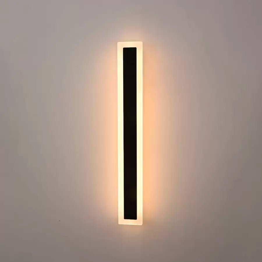 Lampada da parete a LED per esterno Mack, lunghezza 60 cm, 8 W, IP65, metallo, lineare, nera Lampada da parete per esterno Titolo predefinito Alessandro Design
