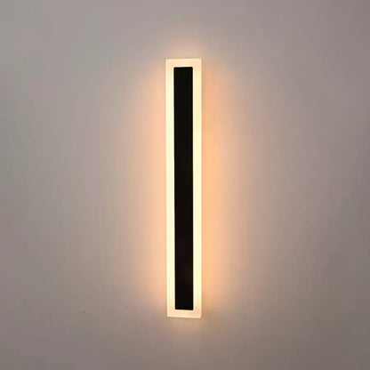 Lampada da parete a LED per esterno Mack, lunghezza 60 cm, 8 W, IP65, metallo, lineare, nera Lampada da parete per esterno Titolo predefinito Alessandro Design