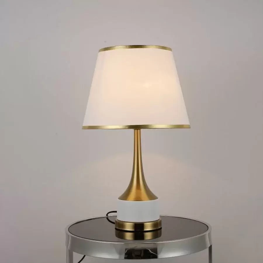 Veioza Azrael 1x E27 Oro Veioze & Lampadare Titolo predefinito Alessandro Design
