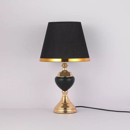 Lampada Mackenzie 1x E27 Lampade e lampade in oro nero Titolo predefinito Alessandro Design