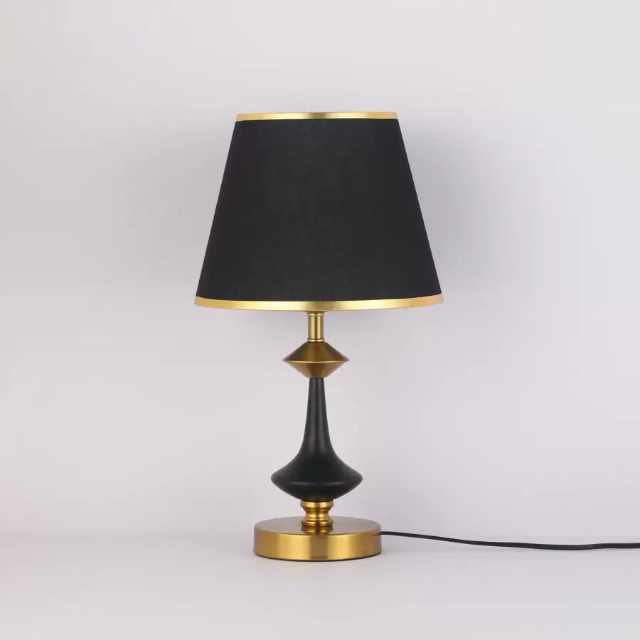 Veioza Shreya 1x E27 Nero Oro Veioze e lampada da terra Titolo predefinito Alessandro Design